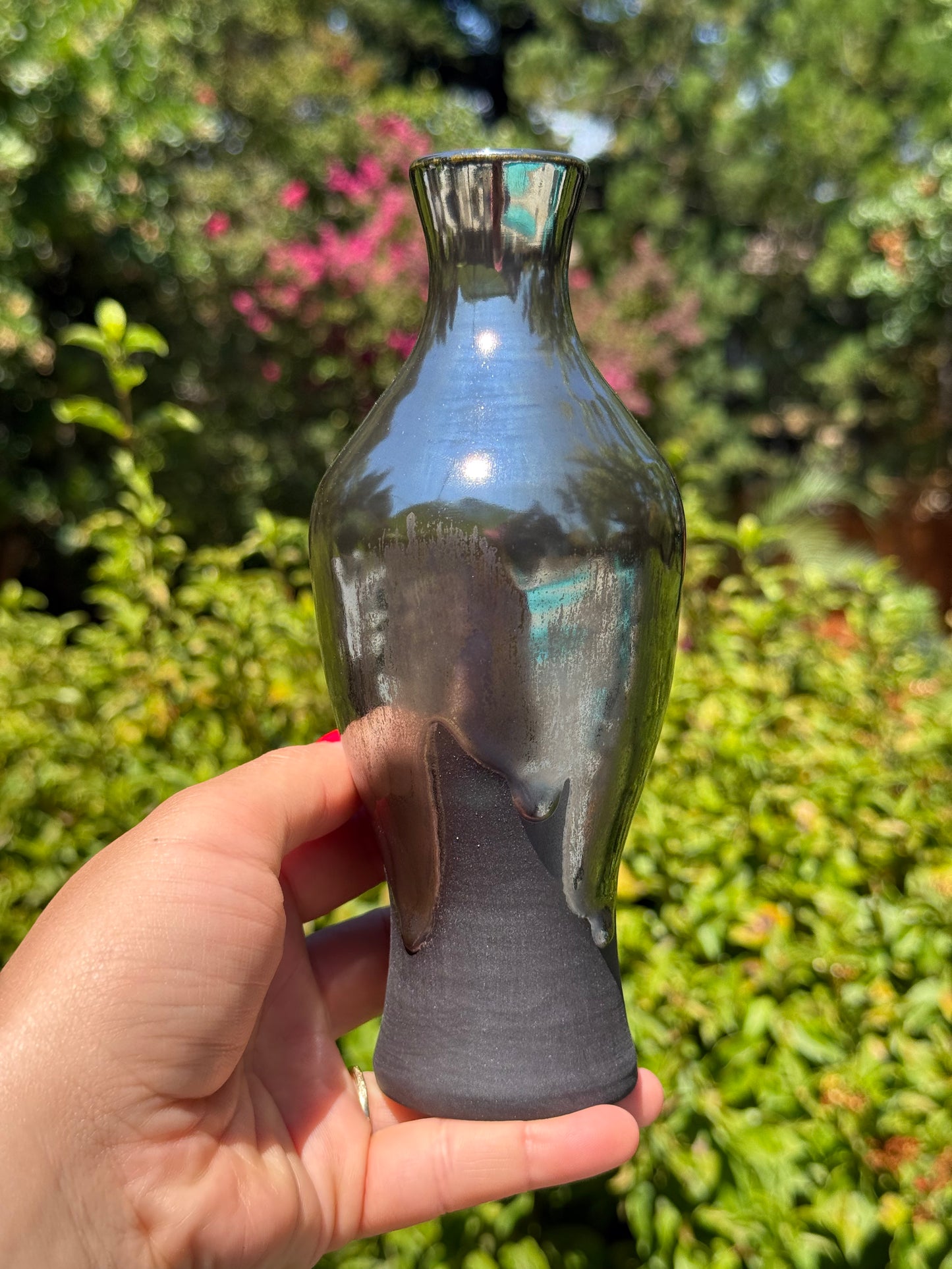 Reflective Vase - Curvy